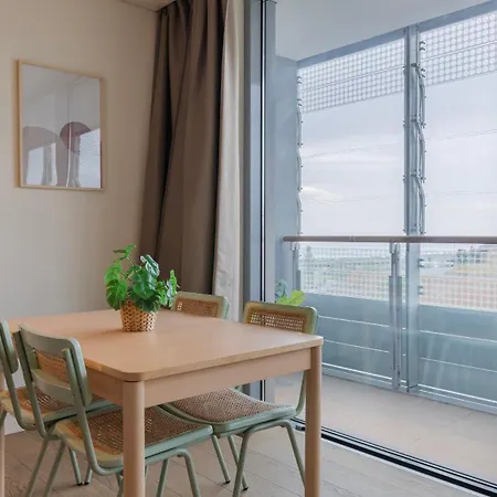 River View 1bdr By Lovelystay Apartament Lizbona