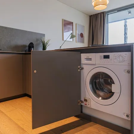 River View 1bdr By Lovelystay Apartman *