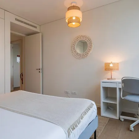 Apartament River View 1bdr By Lovelystay *